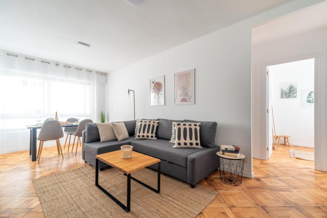 Moderno Apartamento Con Parking Apartman Vigo Kültér fotó
