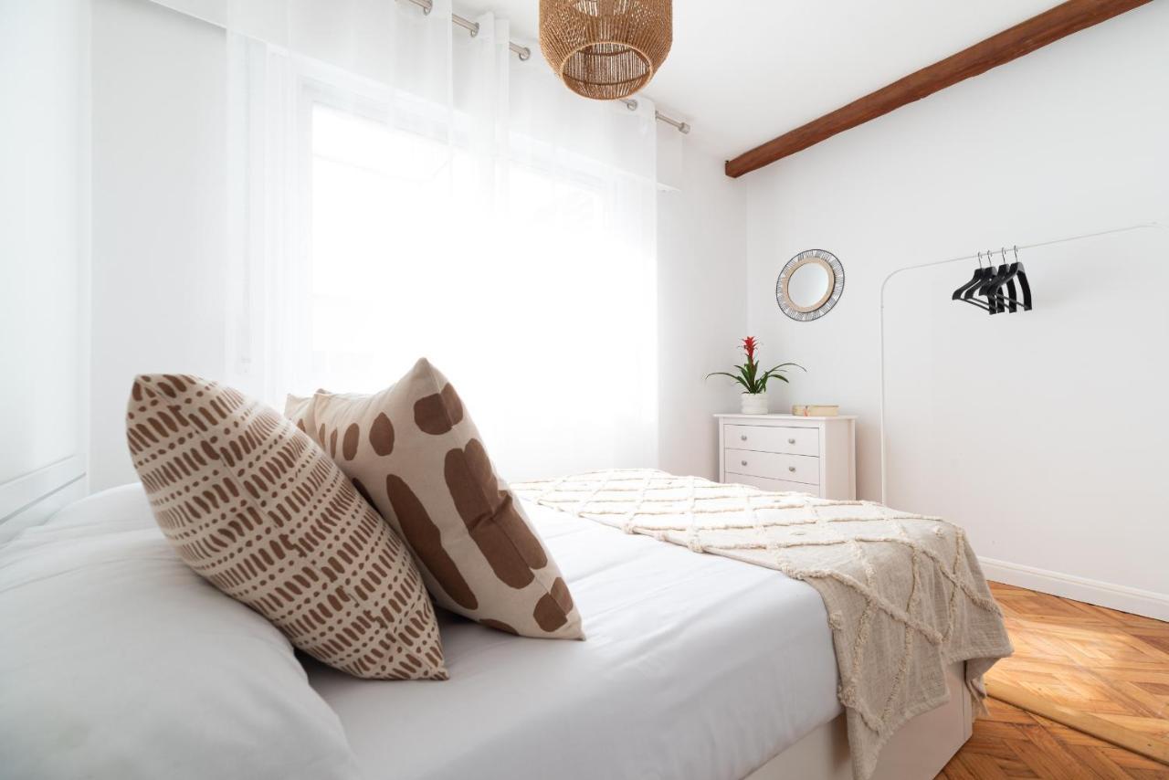 Moderno Apartamento Con Parking Apartman Vigo Kültér fotó